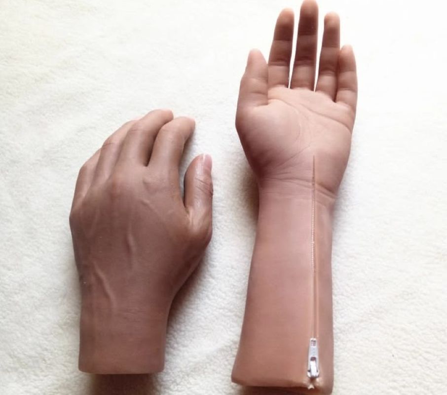 Cosmetic Hand